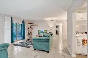 3017 N Oakland Forest Dr, Oakland Park, FL 33309 - Photo 4