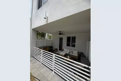 10300 NW 66th St, Doral, FL 33178 - Photo 4
