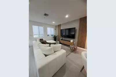 10300 NW 66th St, Doral, FL 33178 - Photo 12
