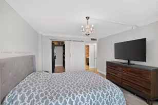 2655 Collins Ave, Miami Beach, FL 33140 - Photo 30