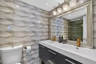 2655 Collins Ave #00, Miami Beach, FL 33140 - Photo 18
