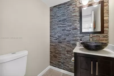 2655 Collins Ave #00, Miami Beach, FL 33140 - Photo 12