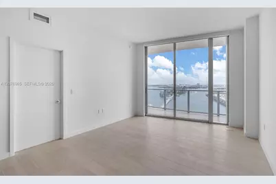 1400 Biscayne Blvd #2305, Miami, FL 33132 - Photo 6