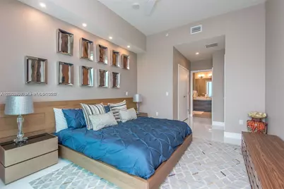 1080 Brickell Ave #4201, Miami, FL 33131 - Photo 10