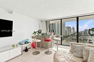 210 174th St, Sunny Isles Beach, FL 33160 - Photo 20