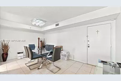 210 174 St #2401, Sunny Isles Beach, FL 33160 - Photo 30