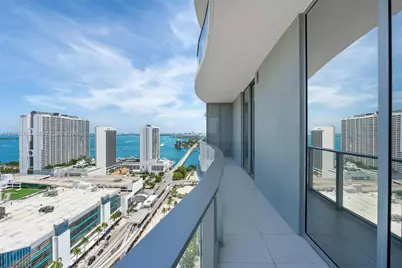 1400 Biscayne Blvd #2507, Miami, FL 33132 - Photo 10