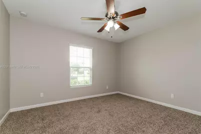 991 SW Dubois Ave, Port Saint Lucie, FL 34953 - Photo 14