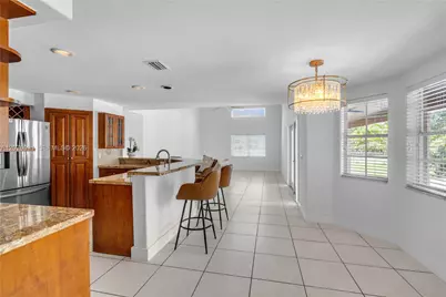 950 NW 197th Ter, Pembroke Pines, FL 33029 - Photo 12