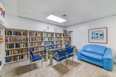 20500 W Country Club Dr #406, Aventura, FL 33180 - Photo 34
