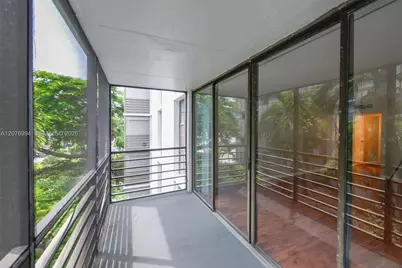 20500 W Country Club Dr #406, Aventura, FL 33180 - Photo 22