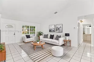 19181 NW 89th Ave, Hialeah, FL 33018 - Photo 6
