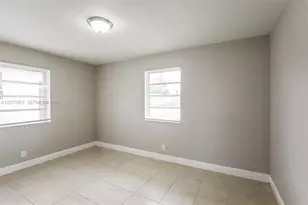 2435 Liberty St, Hollywood, FL 33020 - Photo 14