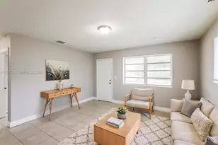 2435 Liberty St, Hollywood, FL 33020 - Photo 4