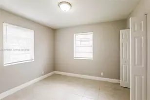 2435 Liberty St, Hollywood, FL 33020 - Photo 12