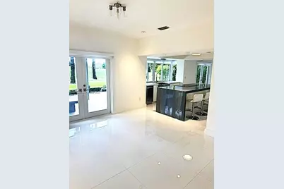 4861 Campo Sano Ct #0, Coral Gables, FL 33146 - Photo 8
