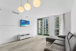 253 NE 2nd St, Miami, FL 33132 - Photo 4