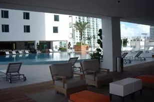 55 SE 6th St, Miami, FL 33131 - Photo 38