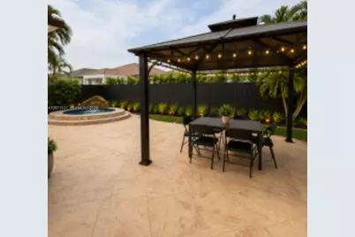 7821 NW 194th St #7821, Hialeah, FL 33015 - Photo 1