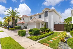 11101 NW 72nd Terrace, Doral, FL 33178 - Photo 2