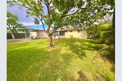 106 N 32nd Ave, Hollywood, FL 33021 - Photo 22