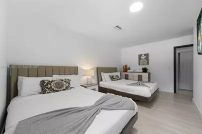 1308 Seabreeze Blvd, Fort Lauderdale, FL 33316 - Photo 14
