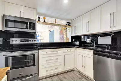 18707 NE 14th Ave #522, Miami, FL 33179 - Photo 20