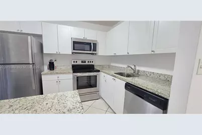 20125 NE 3rd Ct #3, Miami, FL 33179 - Photo 8