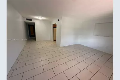 5715 Hayes St #5715, Hollywood, FL 33021 - Photo 4