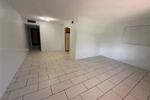 5715 Hayes St, Hollywood, FL 33021 - Photo 4