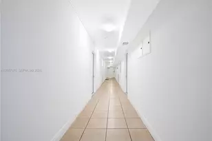 6971 Carlyle Ave, Miami Beach, FL 33141 - Photo 8