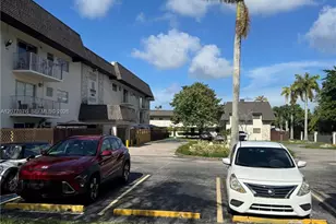 8601 SW 94th St, Miami, FL 33156 - Photo 14