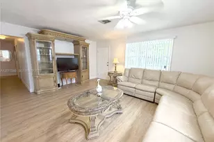 7111 Charleston St, Hollywood, FL 33024 - Photo 2