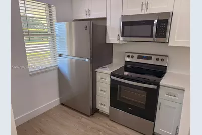 9937 Three Lakes Cir #14d, Boca Raton, FL 33428 - Photo 2