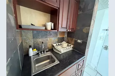 5445 Collins Ave #729, Miami Beach, FL 33140 - Photo 14
