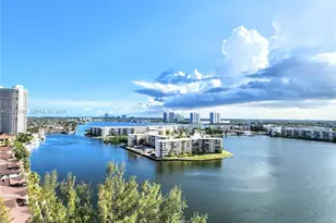18151 NE 31st Ct, Aventura, FL 33160 - Photo 4