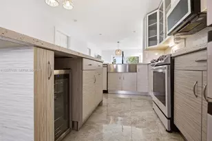 1880 Sweetbay Way, Hollywood, FL 33019 - Photo 16