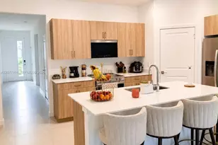 8740 SW Kanner Oaks Dr, Stuart, FL 34997 - Photo 2