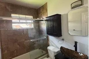 401 SW 4th Terrace, Hallandale Beach, FL 33009 - Photo 12