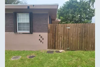 401 SW 4th Terrace #403, Hallandale Beach, FL 33009 - Photo 2