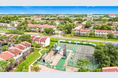 1007 Baseball and Boardwalk Ct, Kissimmee, FL 34746 - Photo 52