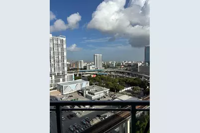 90 SW 3rd St #1909, Miami, FL 33130 - Photo 12