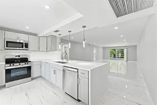 3304 Aruba Way, Coconut Creek, FL 33066 - Photo 2