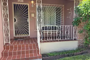 3070 NW 6th St, Miami, FL 33125 - Photo 2