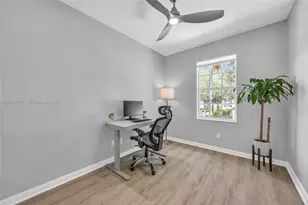 418 Capistrano Dr, Palm Beach Gardens, FL 33410 - Photo 16