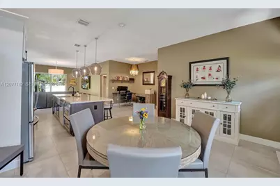 13993 N Cypress Cove Cir, Davie, FL 33325 - Photo 6