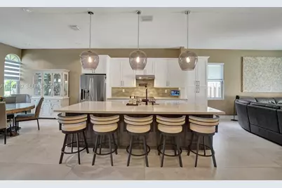 13993 N Cypress Cove Cir, Davie, FL 33325 - Photo 8