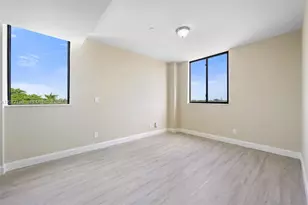 1020 NW 2nd Ave, Hallandale Beach, FL 33009 - Photo 16