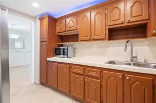 16740 NE 9th Ave, North Miami Beach, FL 33162 - Photo 2