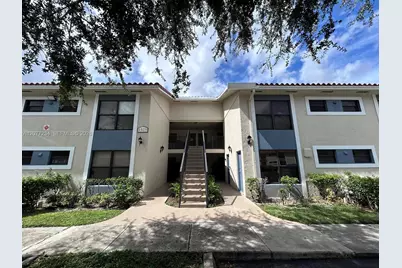 1525 Lake Crystal Dr #D, West Palm Beach, FL 33411 - Photo 1